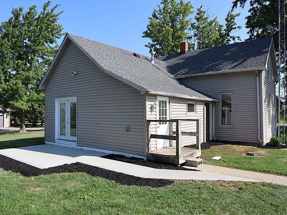 5th image of 1606 Old Chillicothe Rd SE