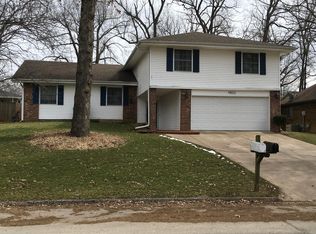 4832 S Gold Rd, Battlefield, MO 65619