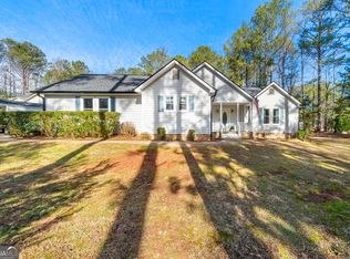 10 Oxford Pl, Sharpsburg, GA 30277