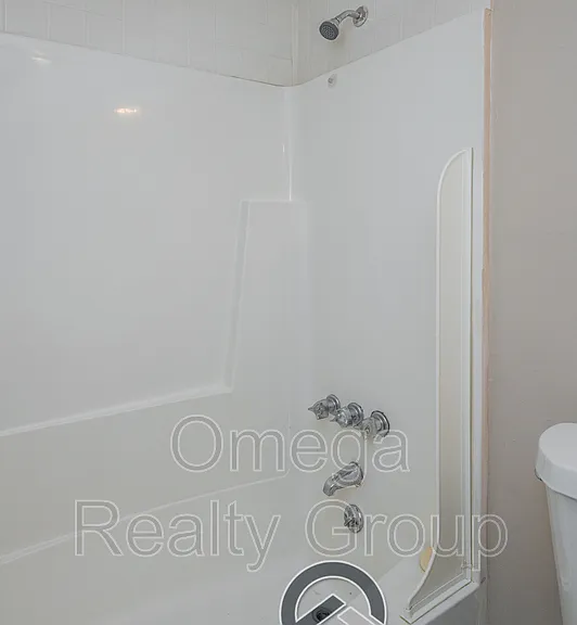 Lakeridge Apartments — Photo 37