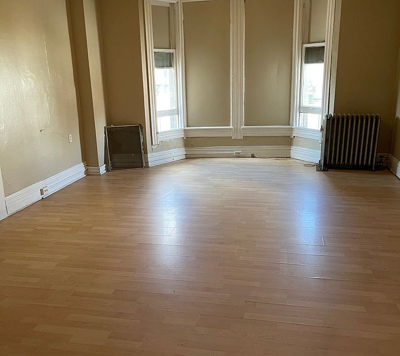 1st image of 3259 W 25th St Unit 2