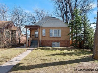 1813 E 19th St, Cheyenne, WY, 82001