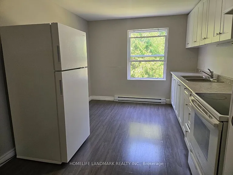 22 Centre St #2 — Photo 13