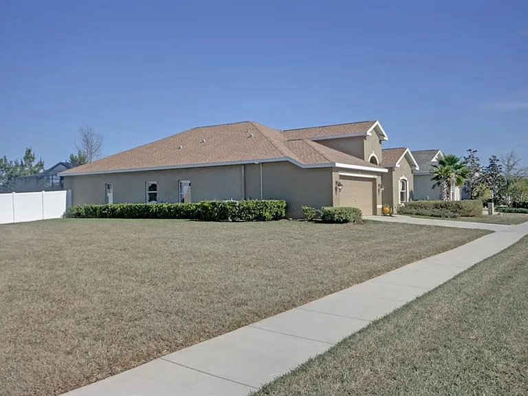 15825 Durango Cir — Photo 36