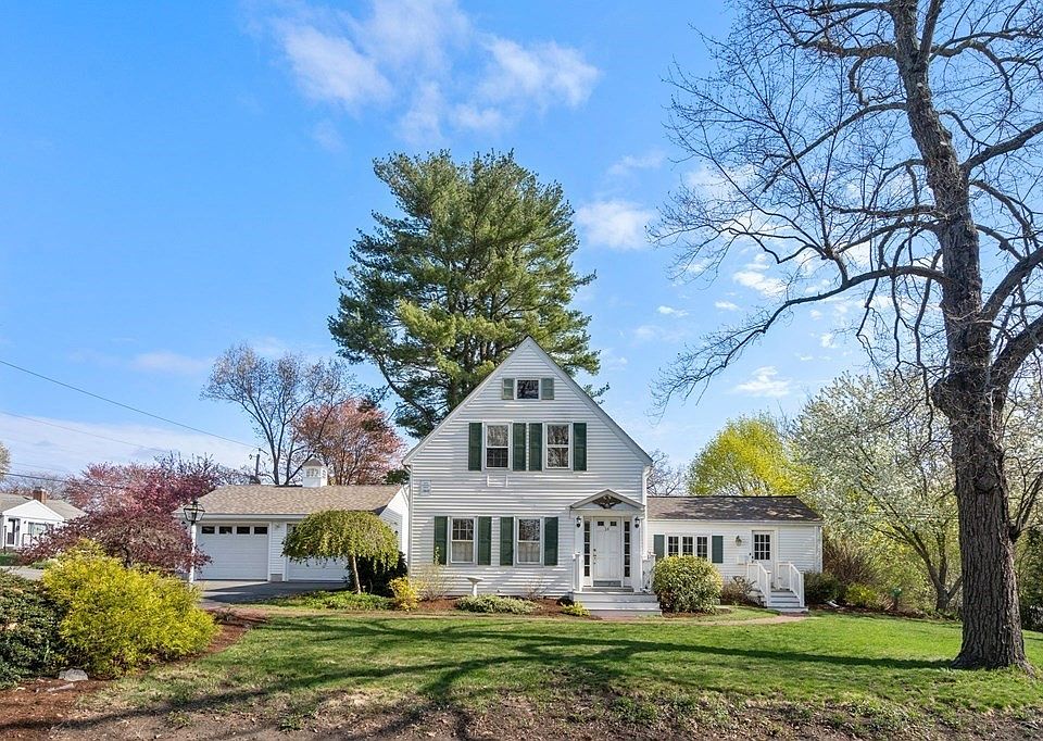 14 Meadow St, Norwood, MA 02062 Zillow