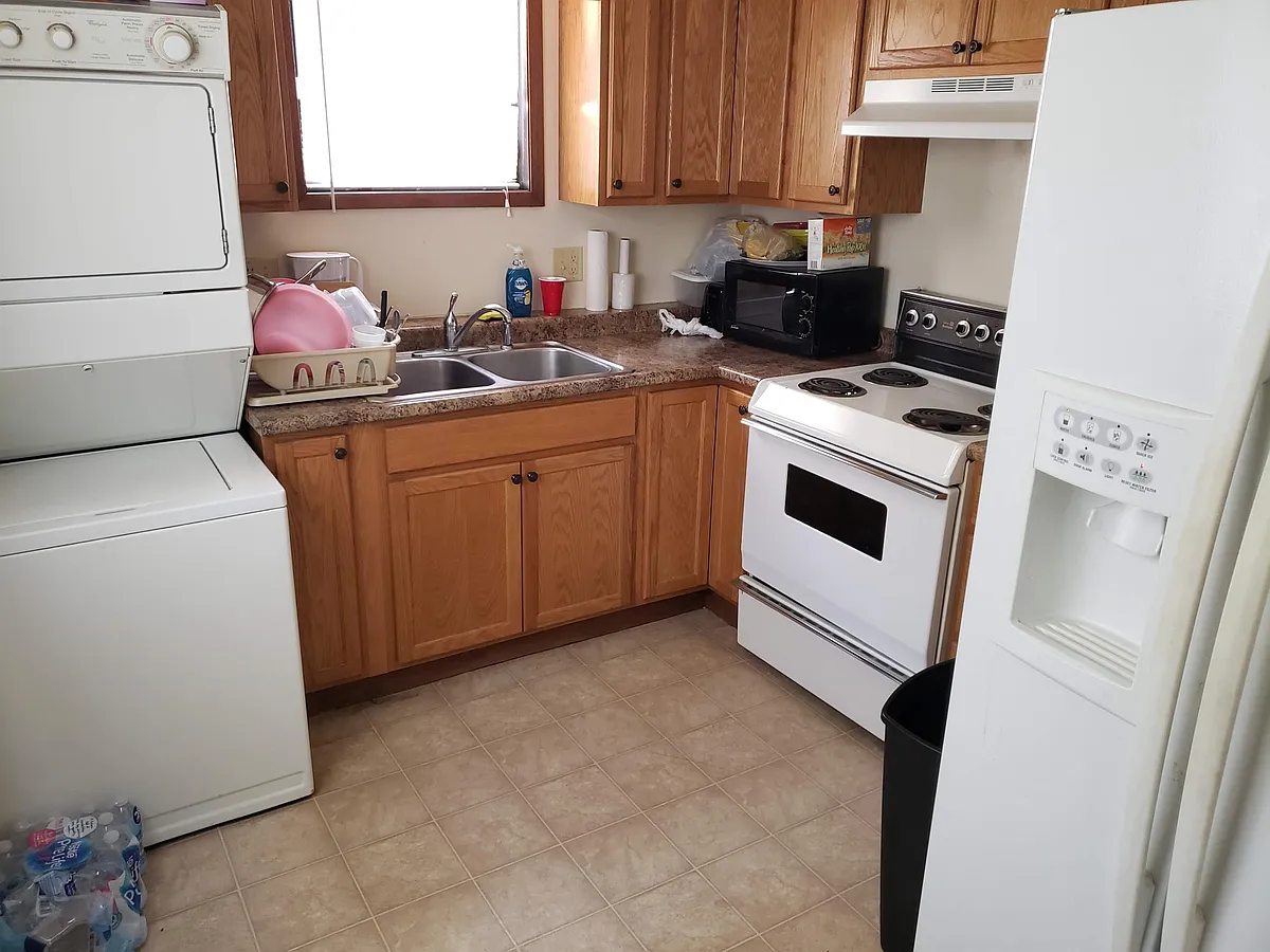 Building Photo - 4406 Castlewood Pl #1