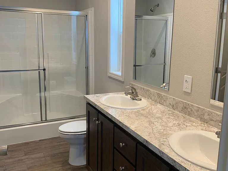 415 Patterson Ave — Photo 16