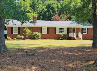 121 Old Moore Rd, Selma, NC 27576
