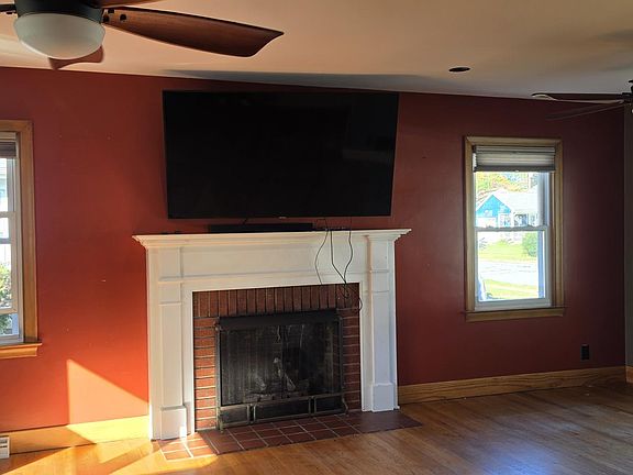 4th image of 1208 Wright Ave