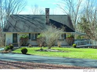 17 Kelly Rd, Carmel, NY 10512