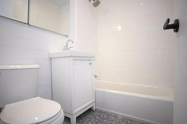 Rented by Corcoran | media 6