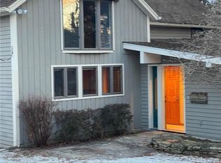 101 Boston Post Rd, Guilford, CT 06437