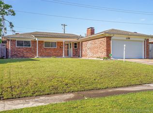 10928 E 20th St, Tulsa, OK 74128