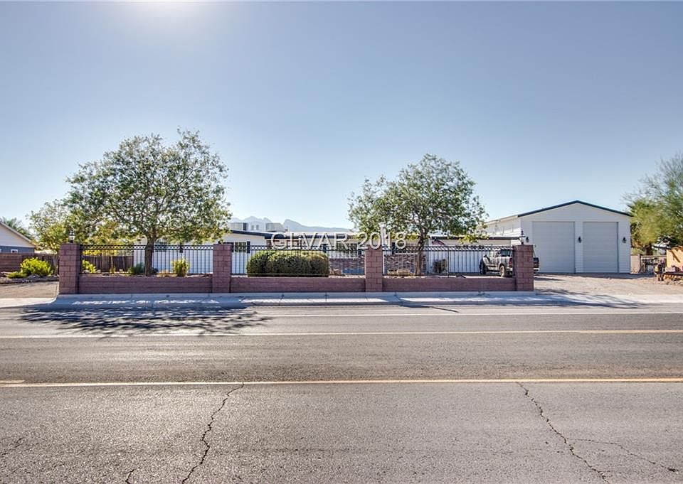 1st image of 4333 N Torrey Pines Dr