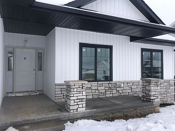 2nd image of 1105 Croell Ave