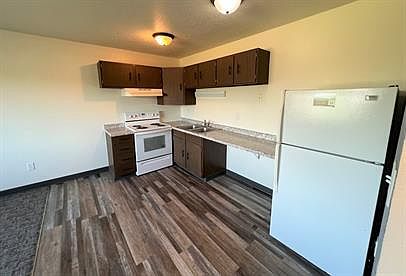 1st image of 222 S Greenwood St #16