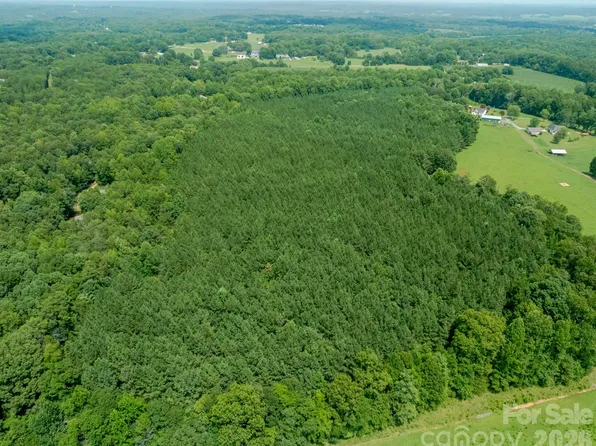 2682 Cold Springs Rd, Concord, NC 28025