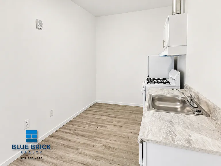 10501 Wilmington Ave #108 — Photo 4