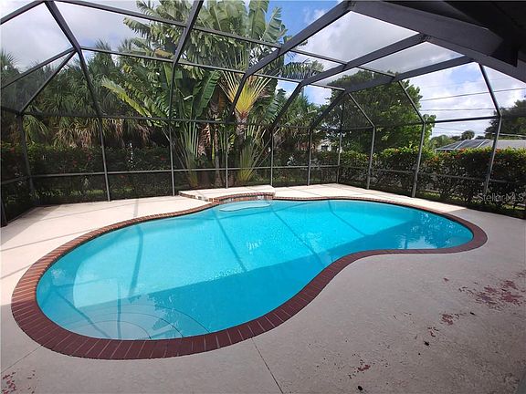 2nd image of 3635 Emily Ln
