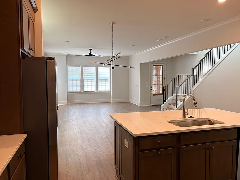4208 Longmoor Rd — Photo 2