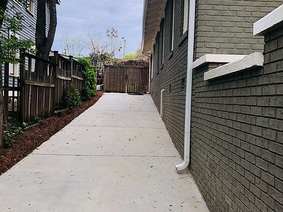 2nd image of 132 3rd Ave