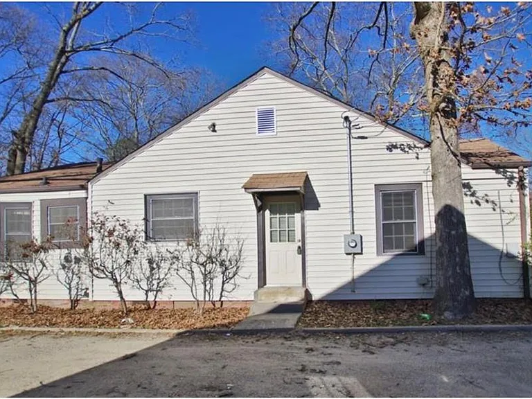 5041 Ash St — Photo 2