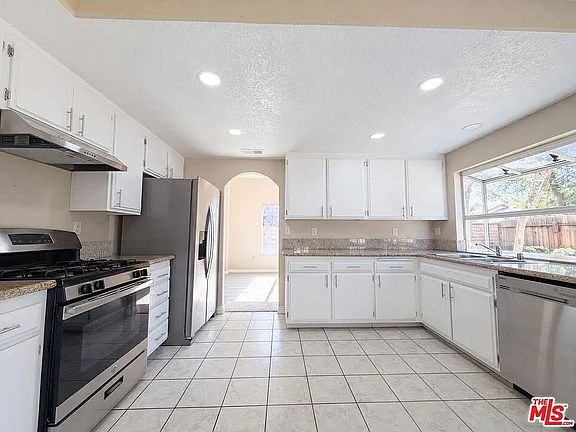 2nd image of 5503 W Avenue L6