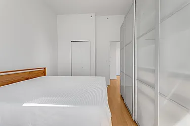 Rented by BARNES New York