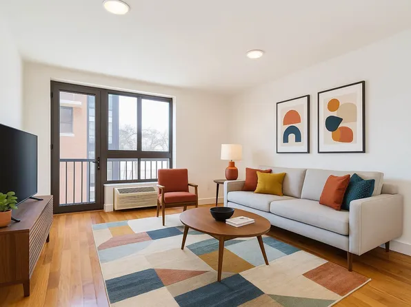 572 5th Avenue image 2 of 22