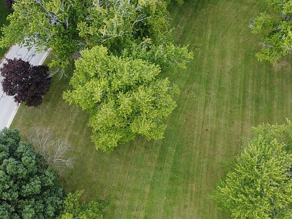 3rd image of 1 Turfside Cir
