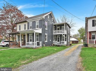 525 N Water St, Lititz, PA 17543
