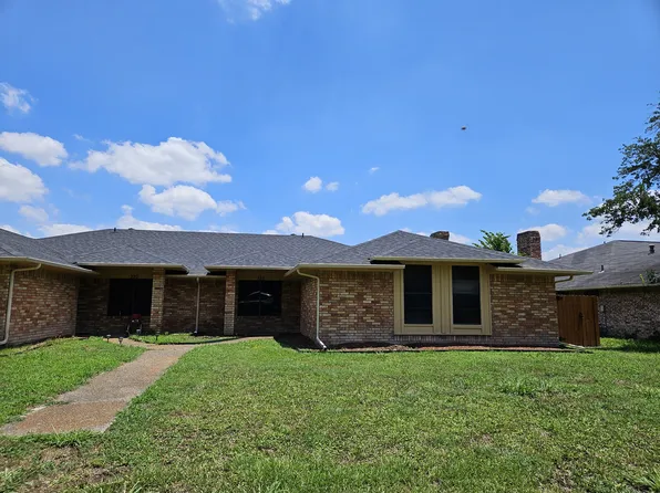 322 S Stewart Ave, Lancaster, TX 75146