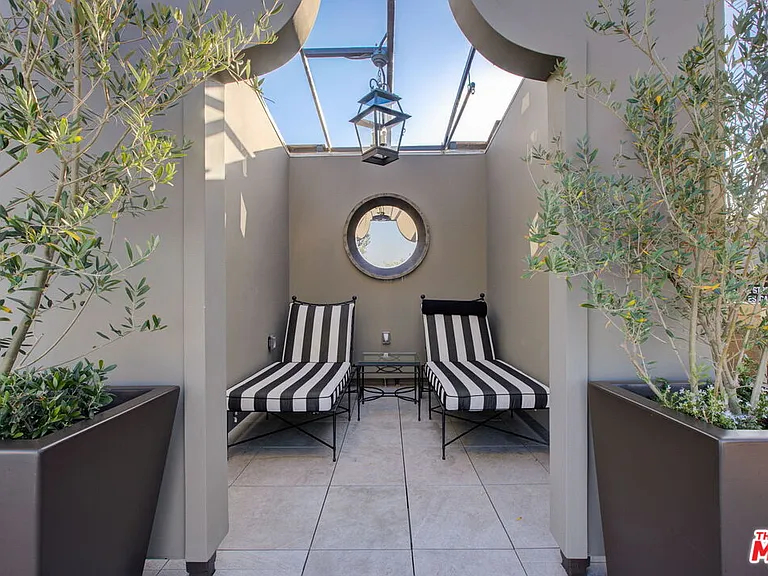 1645 N Vine St #706 — Photo 54
