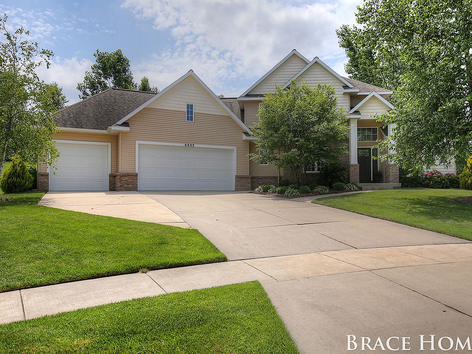 1st image of 4233 Creek View Dr