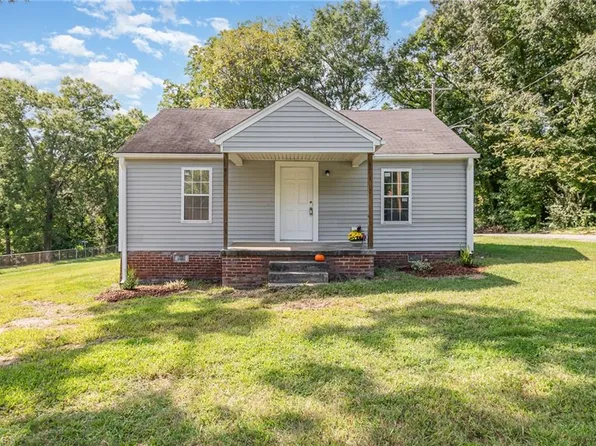 900 Winslow St, High Point, NC 27260