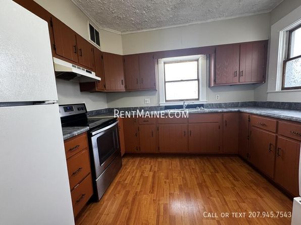 2 Danielson St APT 3