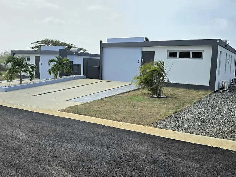 Carr 459 Km 12.4 Bo. Paraiso del Sol Villa 1 — Photo 4