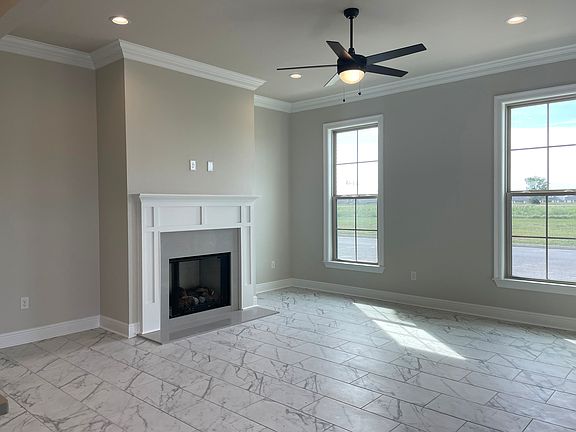 4th image of 3008 Rosemound Dr