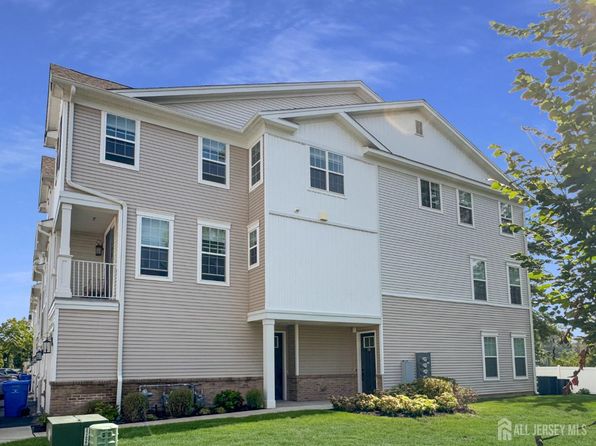 218 Park Pl
