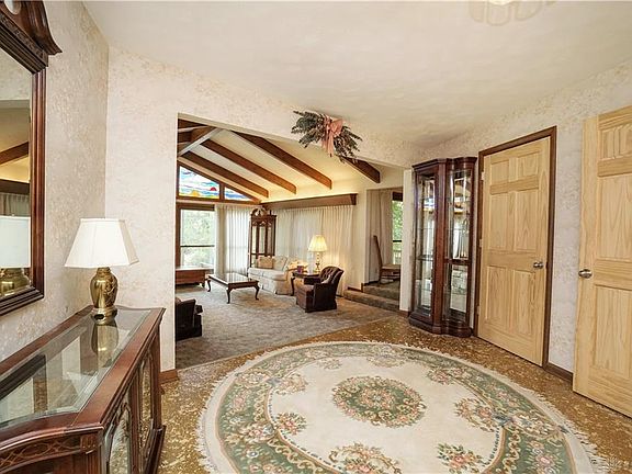 5th image of 4561 Monte Dr