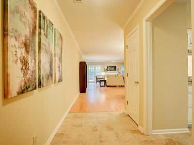 318 McCauley St APT 3, Chapel Hill, NC, 27516