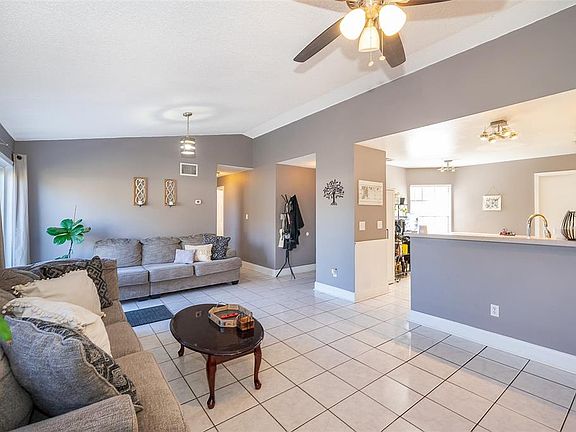 5th image of 5453 Britan Dr