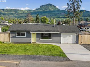 114 E 3rd St, Lowell, OR 97452