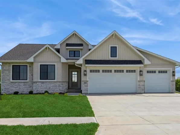 1005 High Ridge Trl, Solon, IA 52333