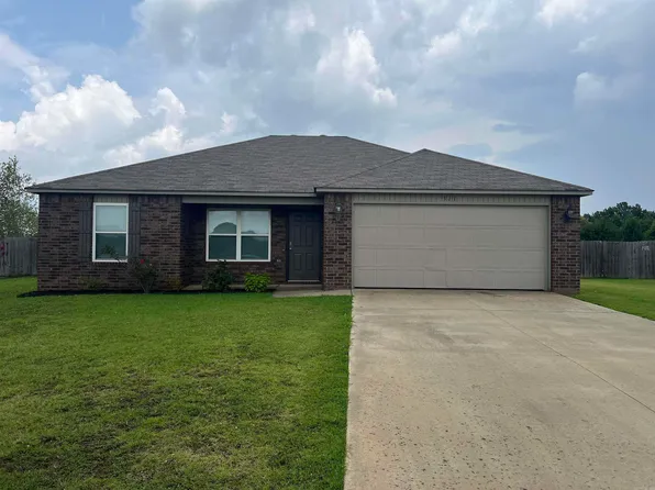 311 Emma Dr, Brookland, AR 72417
