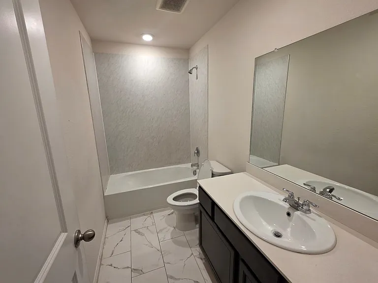 1215 Knoll Dr — Photo 9