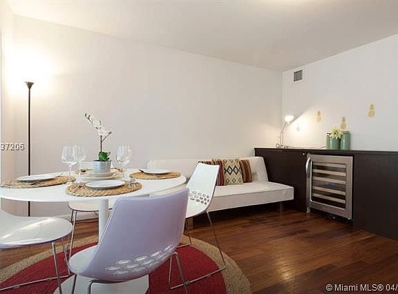 5th image of 1550 Pennsylvania Ave APT 115