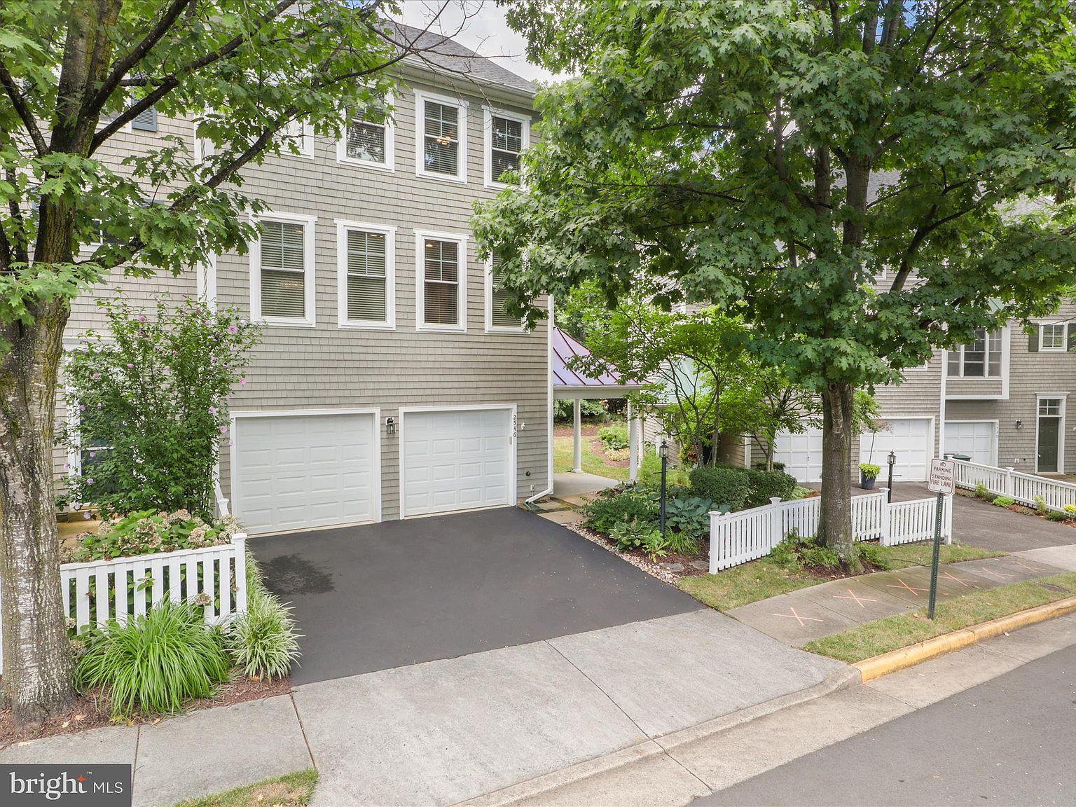 Green Point Rd Reston Va 2546 Brenton Point Dr, Reston, VA 20191 | Zillow