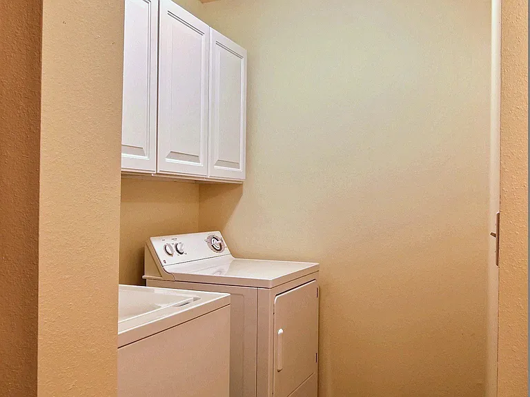 Fargo, ND Charleswood Townhomes | Laundry