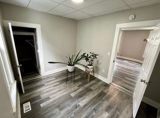 6 Grove St #1, Auburn, ME 04210